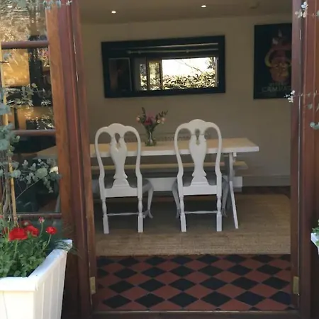 Holiday home The Hollies *